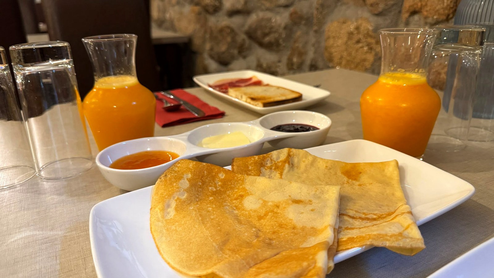 03_desayuno_crepes_16x9